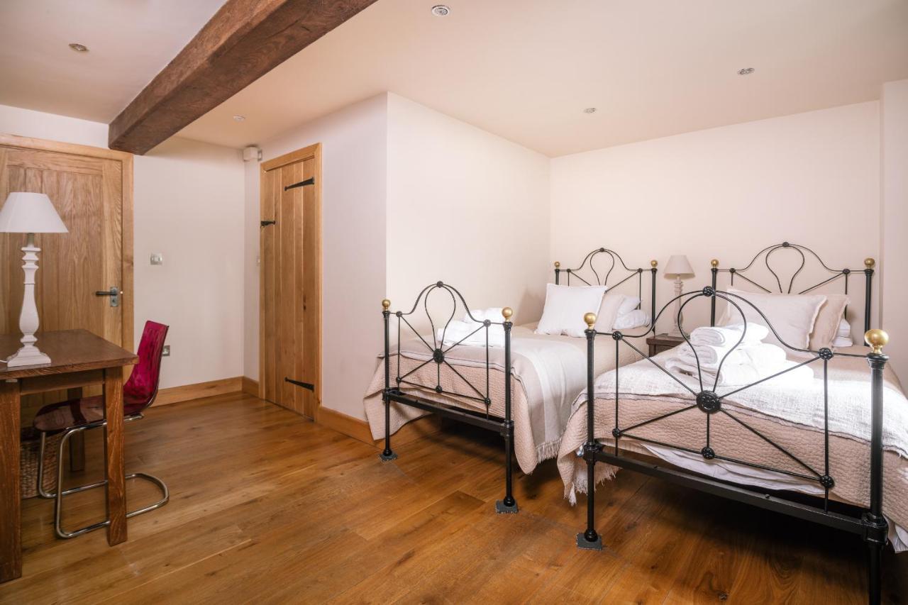 Woodpecker Loft At Millfields Farm Cottages Ashbourne  Esterno foto