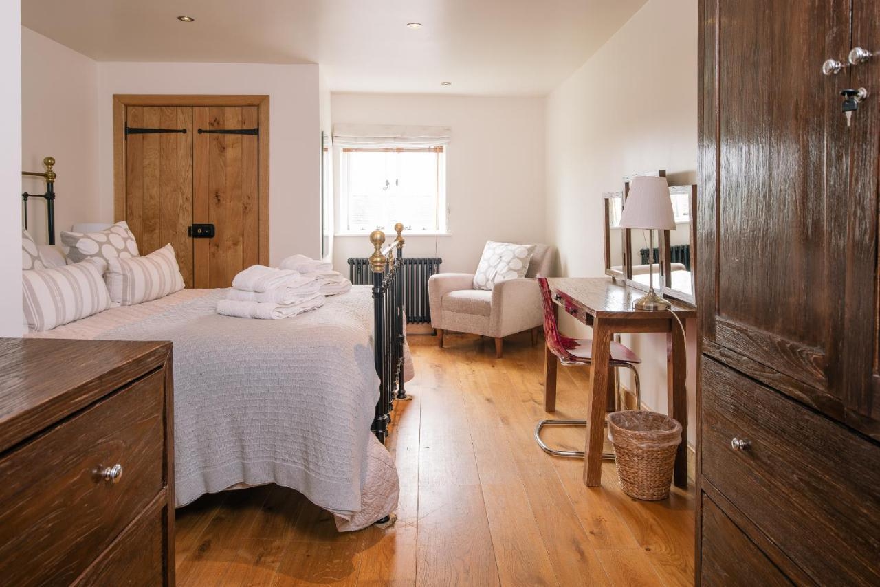 Woodpecker Loft At Millfields Farm Cottages Ashbourne  Esterno foto
